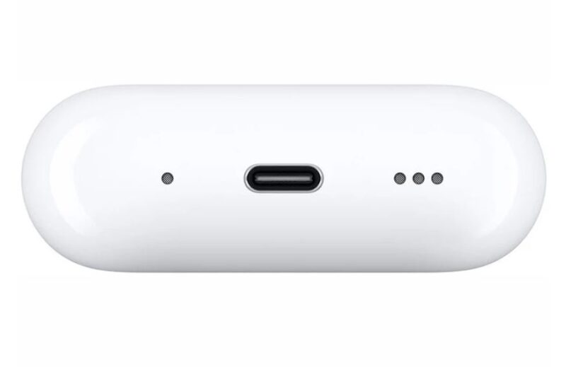 apple airpods pro 2nd generation 2023 - ایرپاد اصلی اپل مدل پرو دو ان دی نسل دوهزار و بیست و سه - تصویر عکس پایین کیس